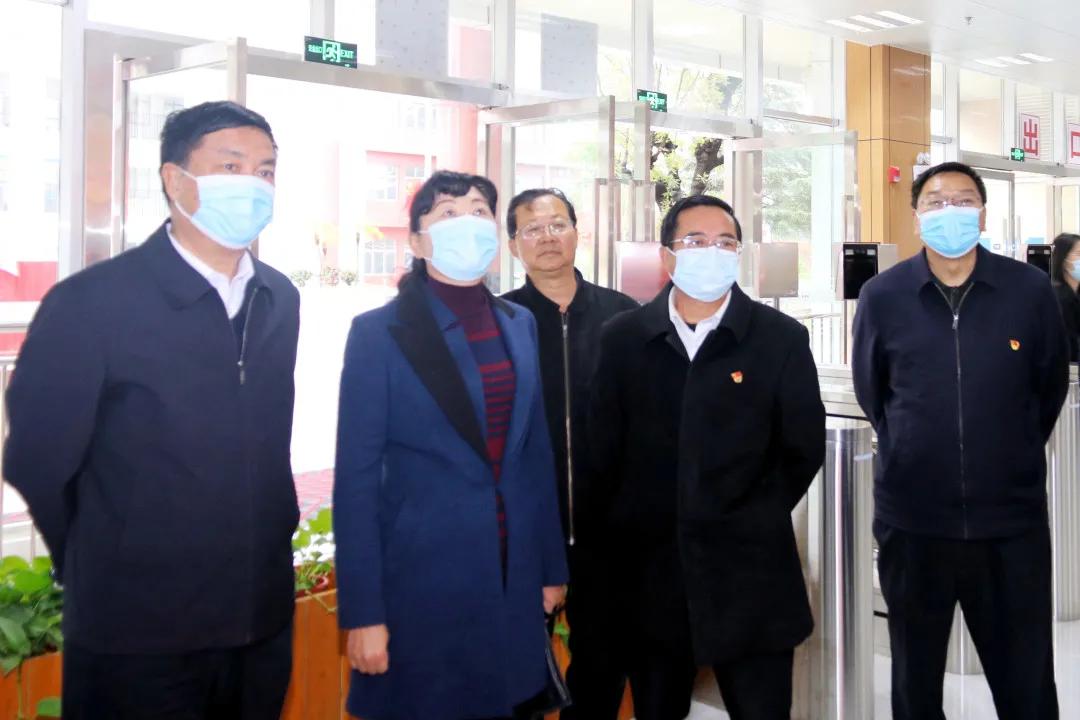 公开信息按发布时间滚动